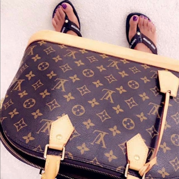 SOLD🌟Authentic Louis Vuitton Alma PM🌟 - Picture 2 of 12